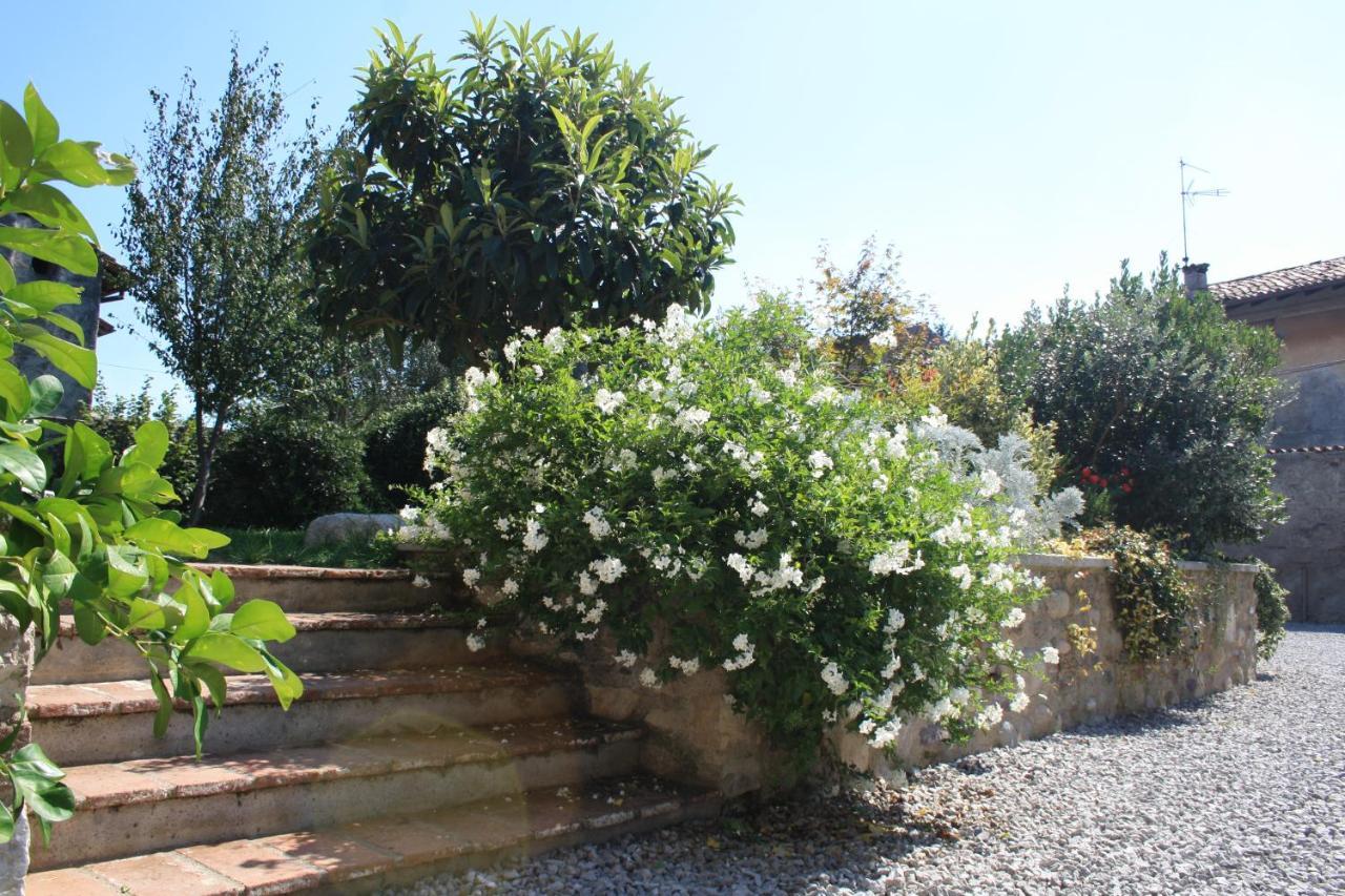Cascina San Martino Bed and Breakfast Passirano Eksteriør billede