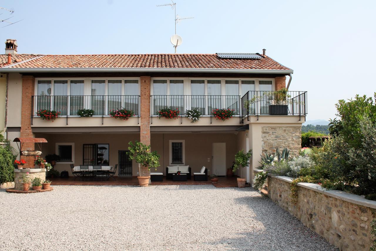 Cascina San Martino Bed and Breakfast Passirano Eksteriør billede