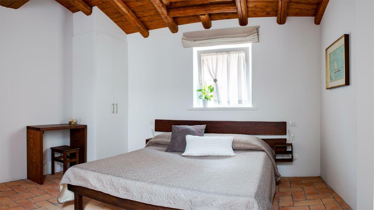 Cascina San Martino Bed and Breakfast Passirano Eksteriør billede