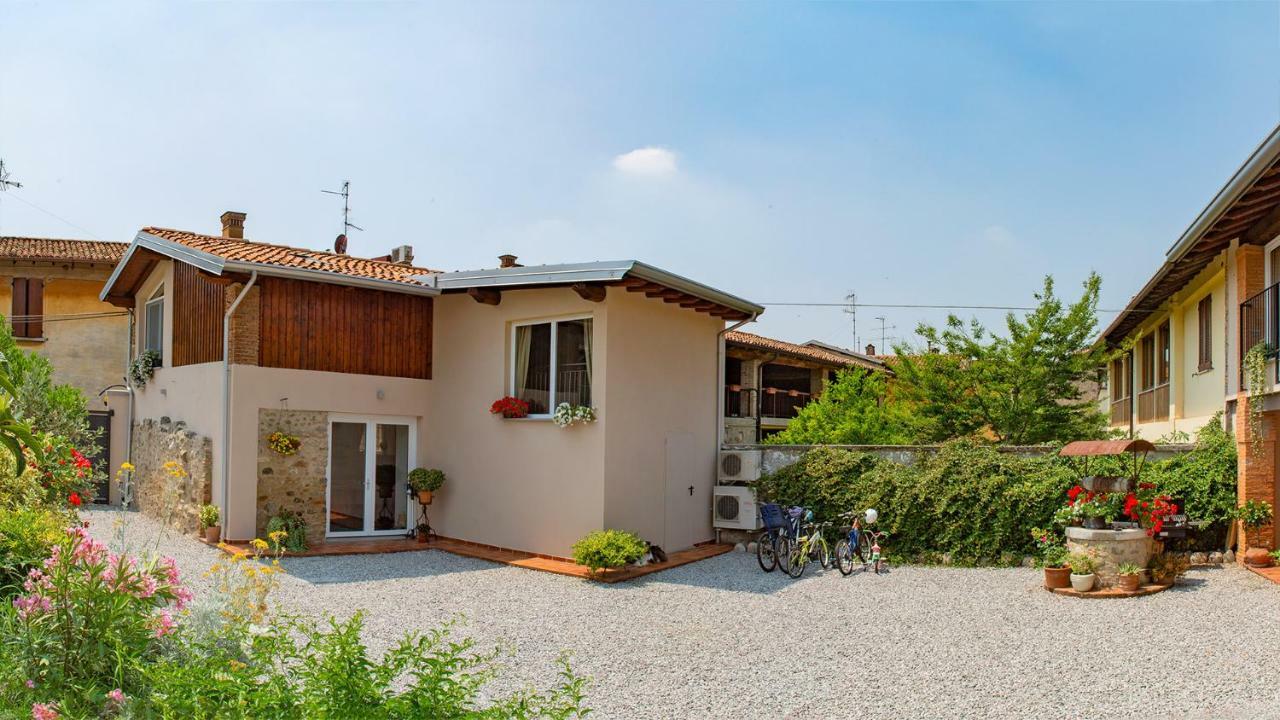 Cascina San Martino Bed and Breakfast Passirano Eksteriør billede